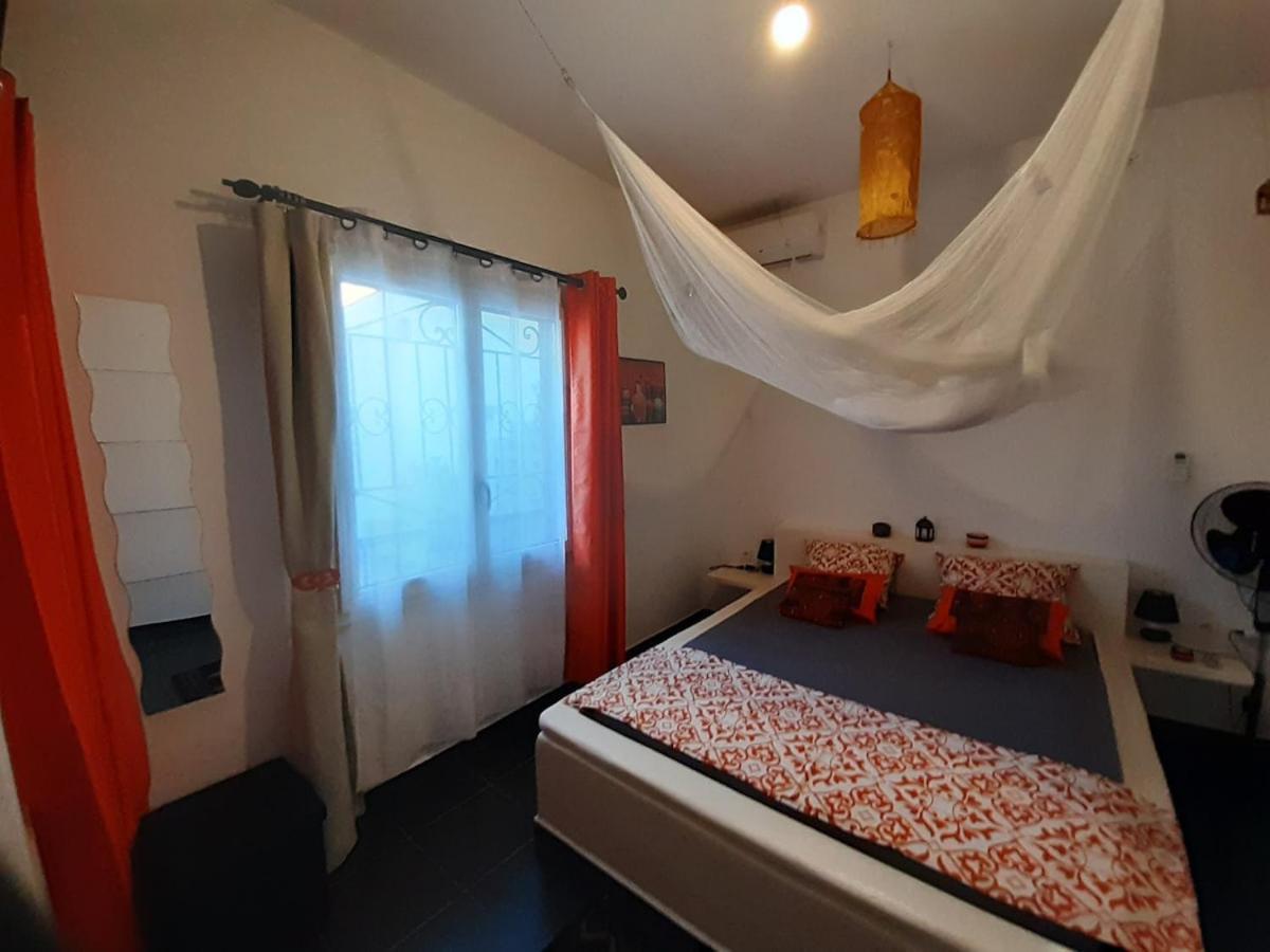African Jaja Villa Piscine-Climatisation Popenguine Экстерьер фото